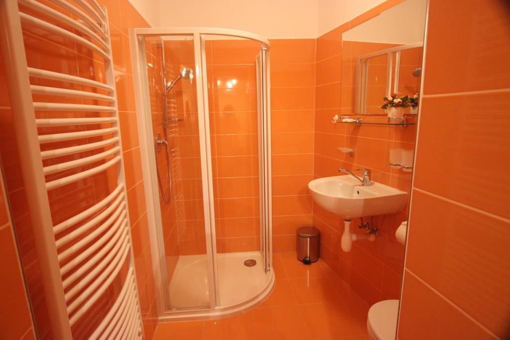 Hotel Pelikan Třeboň Rum bild