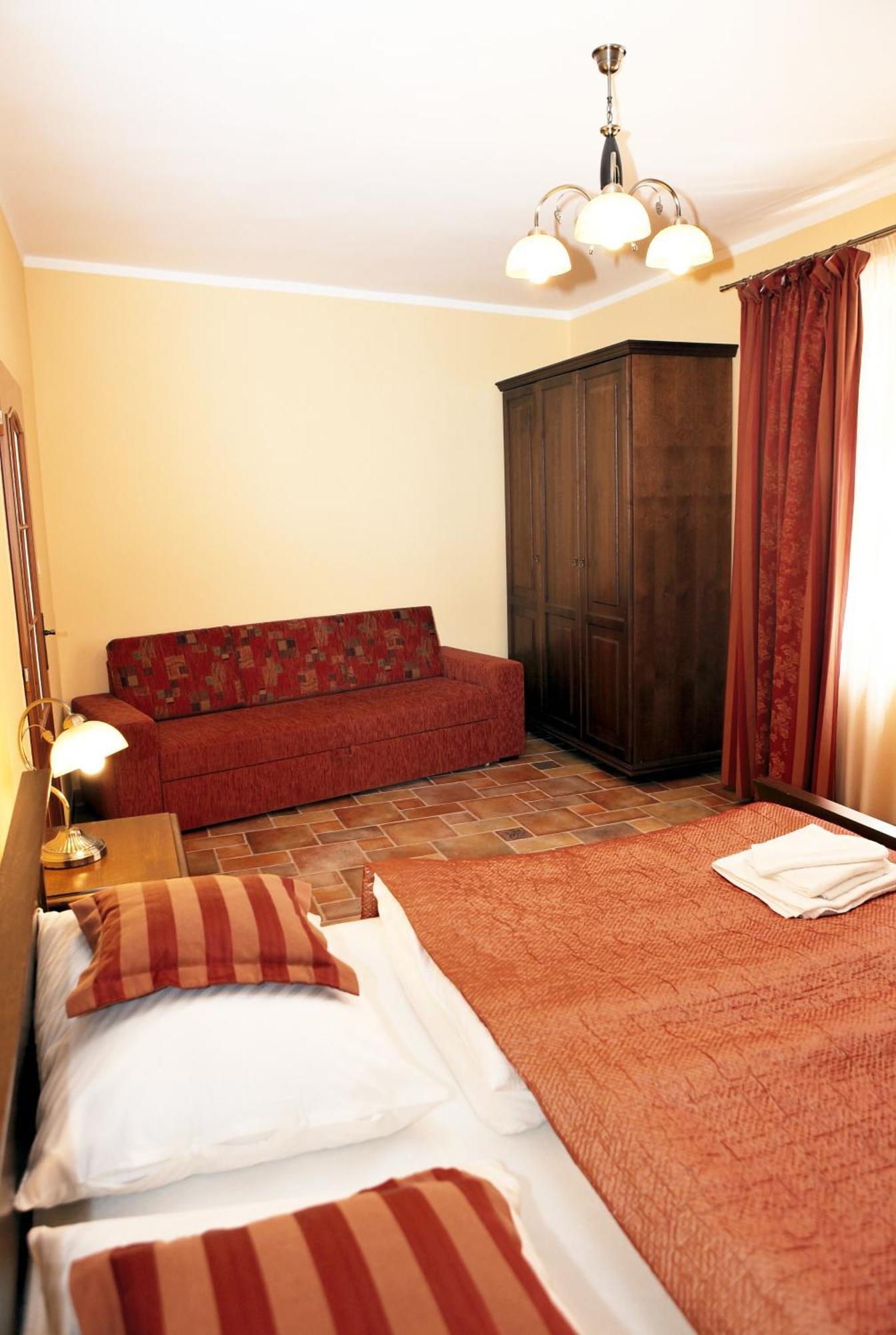 Hotel Pelikan Třeboň Exteriör bild