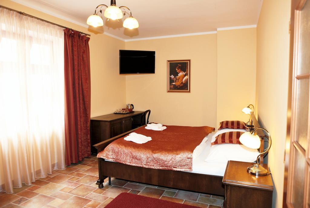 Hotel Pelikan Třeboň Exteriör bild