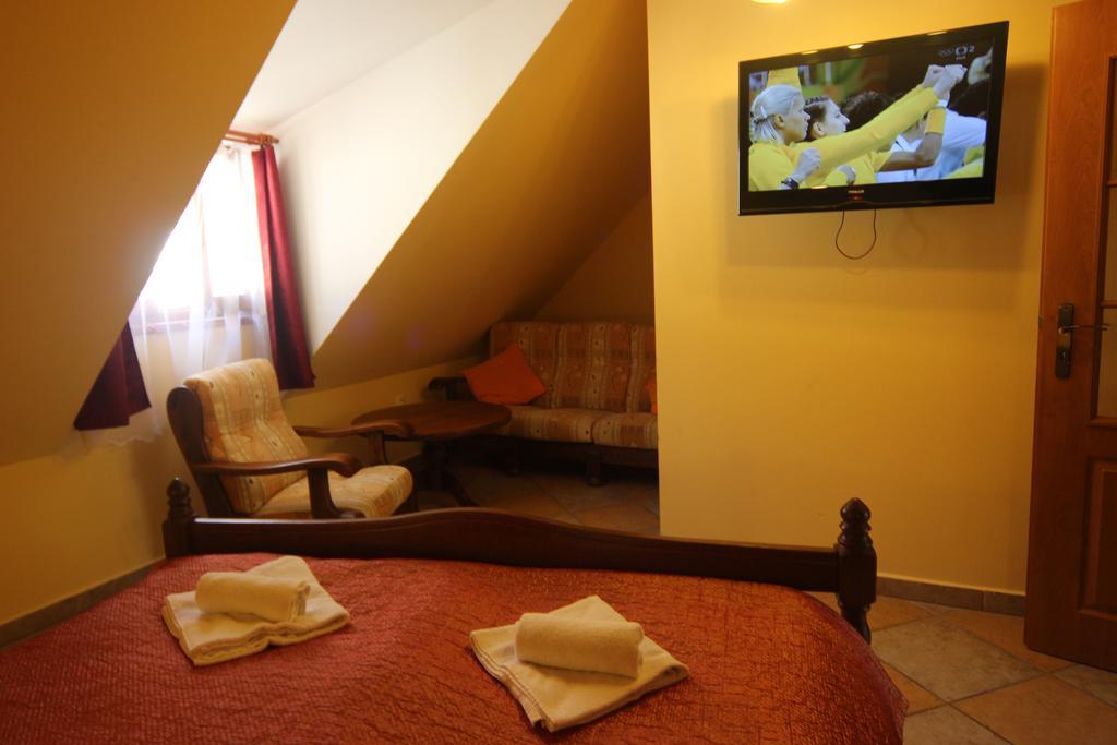 Hotel Pelikan Třeboň Exteriör bild