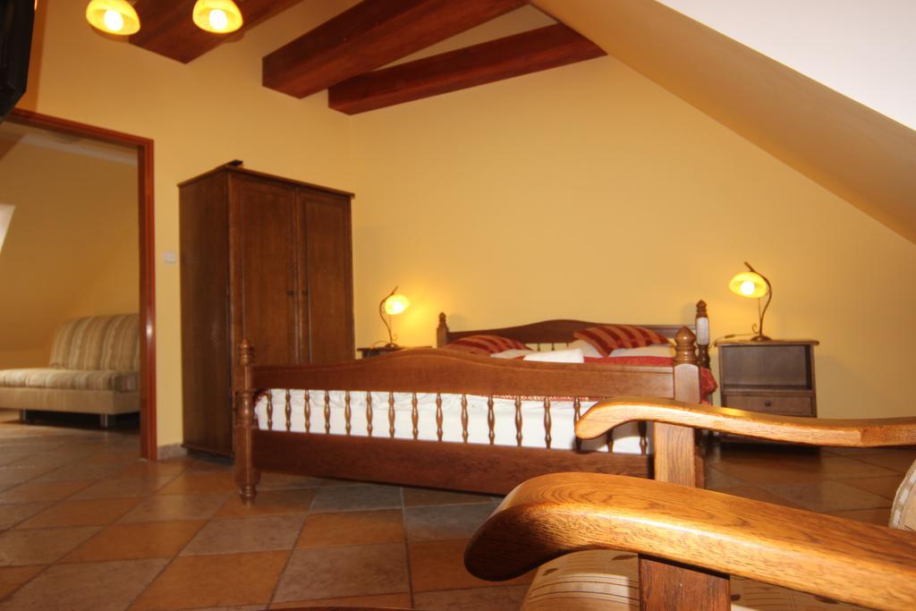 Hotel Pelikan Třeboň Exteriör bild